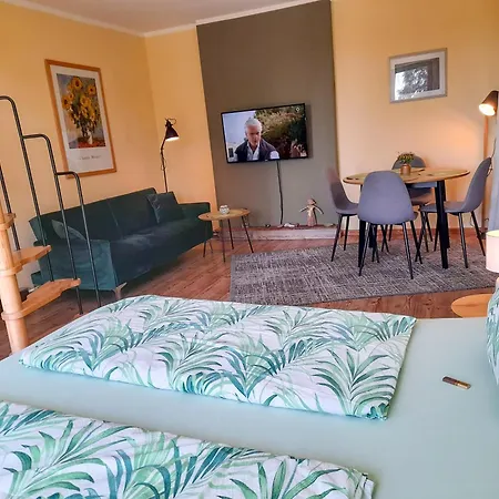 Am Waldrand Ahrenshagen