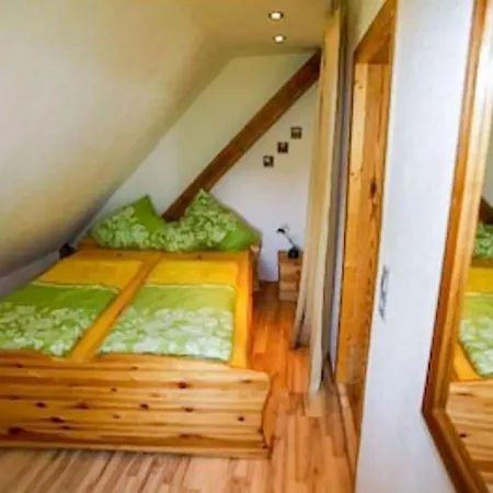 Am Waldrand Apartment *
